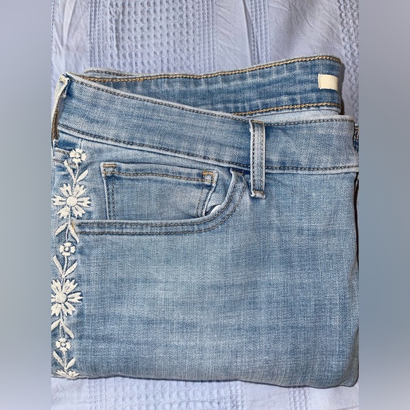 Levi Strauss & Co Jeans - Picture 4 of 4